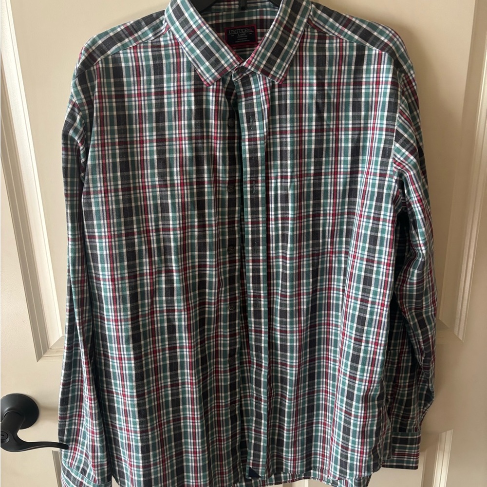 UNTUCKit Men's Casual Plaid Shirt - Green, Red, White